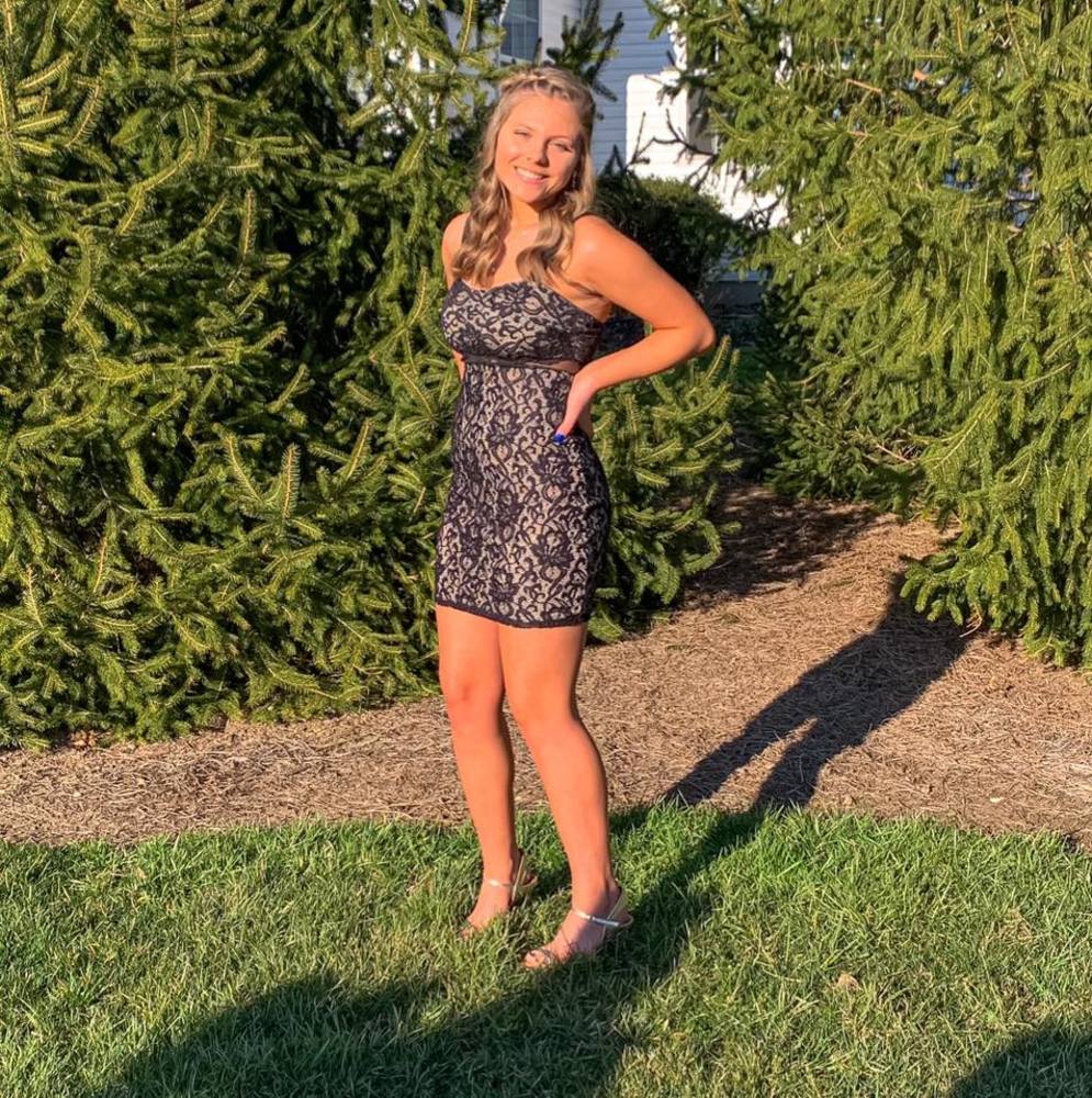 Meet your Posher, Jasmine